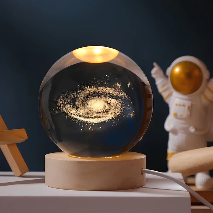 Kristallen bollamp nachtlampje 3D lasergegraveerd glas houten voet USB LED decoratief