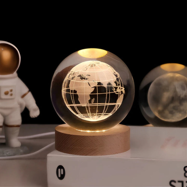 Kristallen bollamp nachtlampje 3D lasergegraveerd glas houten voet USB LED decoratief