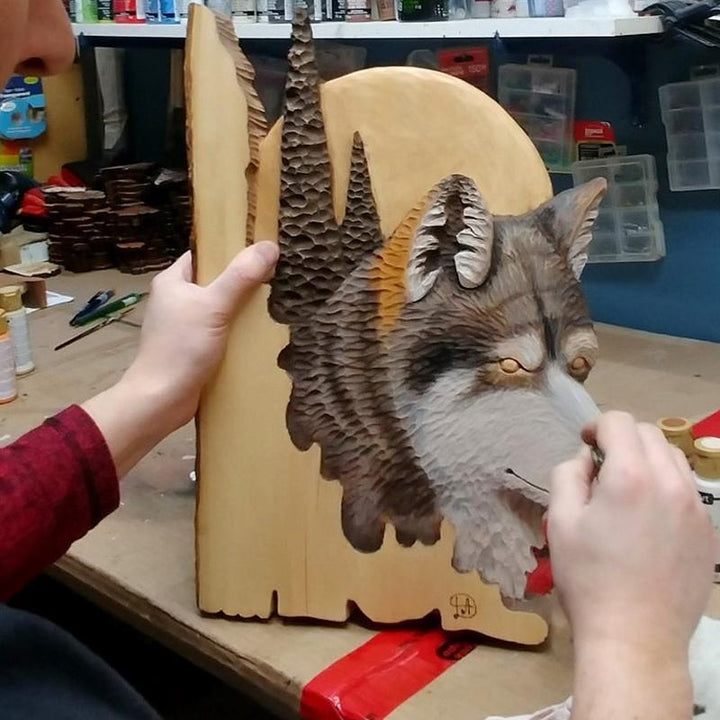 Handgesneden Houten Wanddecoratie in Diervorm