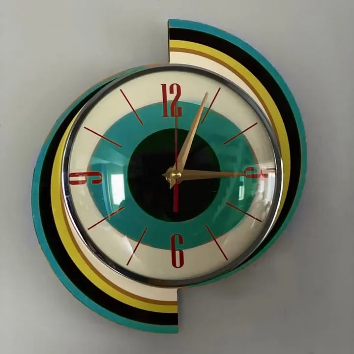 Handgemaakte wandklok in mid-century-stijl | Retro-wanddecoratie, stil & werkt op batterijen