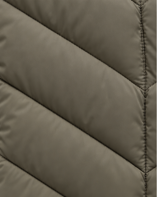 Pufferjas voor dames met capuchon, chevron-stiksels en rits aan de voorkant