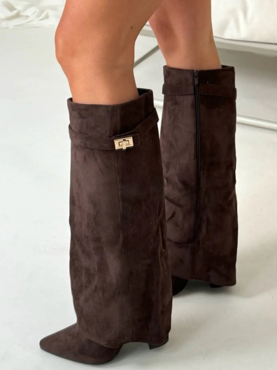 Elegante damesschoenen van hoge kwaliteit – gouden details