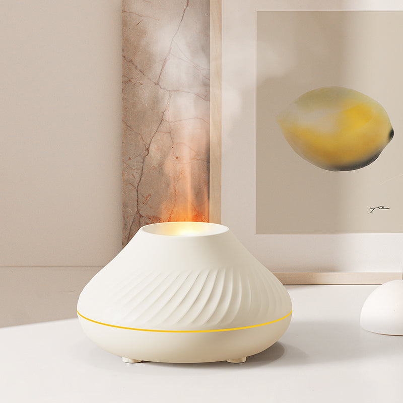Vlam diffuser met RGB-licht, 130 ml en 6 tot 9 uur werking