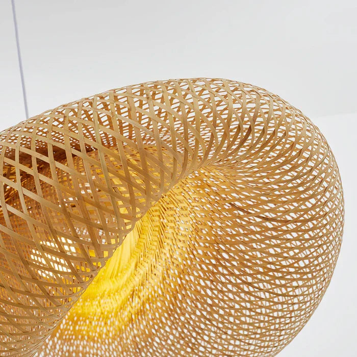 Handgevlochten bamboe hanglamp in boho-stijl