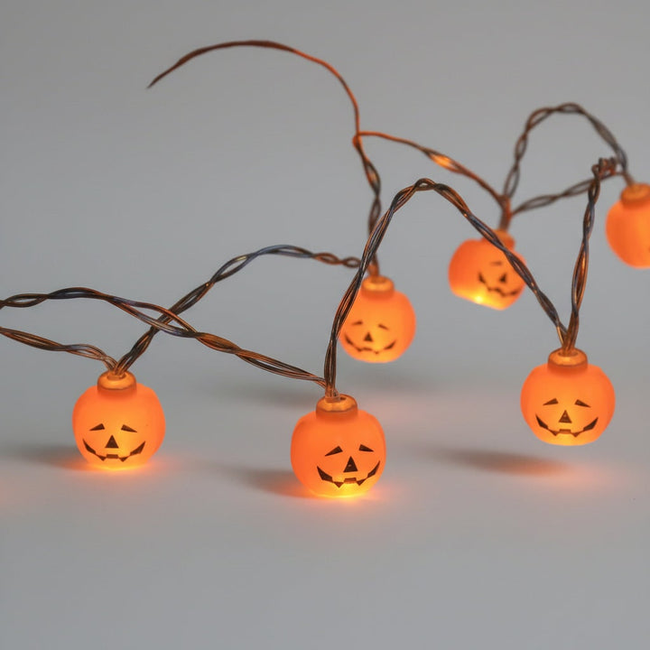 Halloween buitenlichtsnoer op batterijen met LED en griezelige decoratieve kapjes voor terras en feest