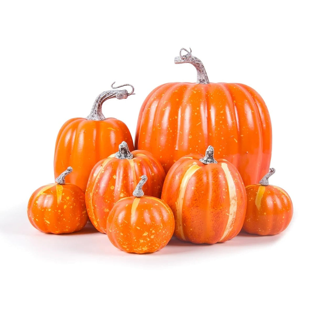 Halloween pompoenen herfstdecoratie schuim met geribbelde structuur en gebogen stelen set van 7