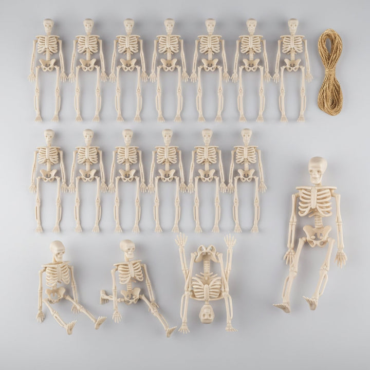 Halloween skeletdecoratie mini kunststof verstelbare figuurtjes met jutetouw voor feest en spookhuis