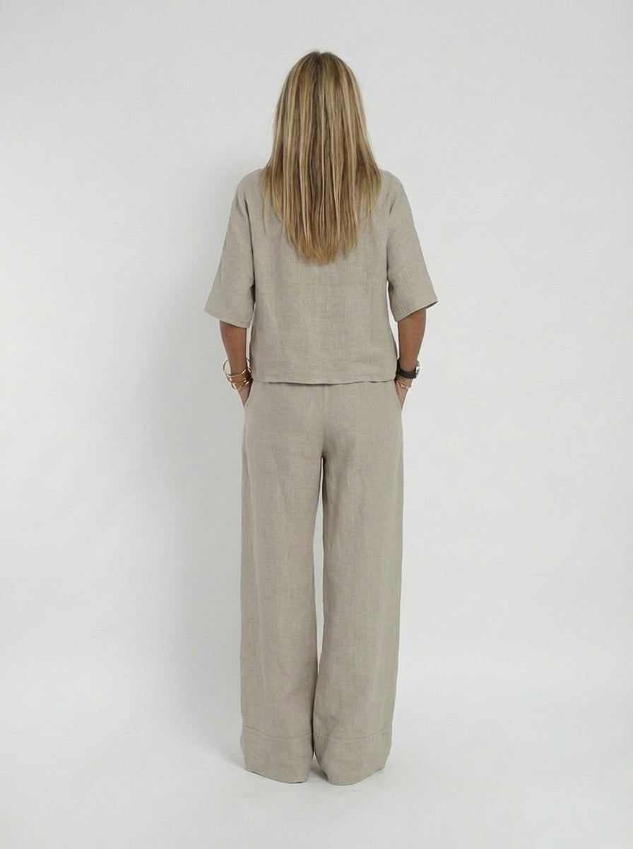 Luchtig Tweedelig Damesset Met Wijde Broek