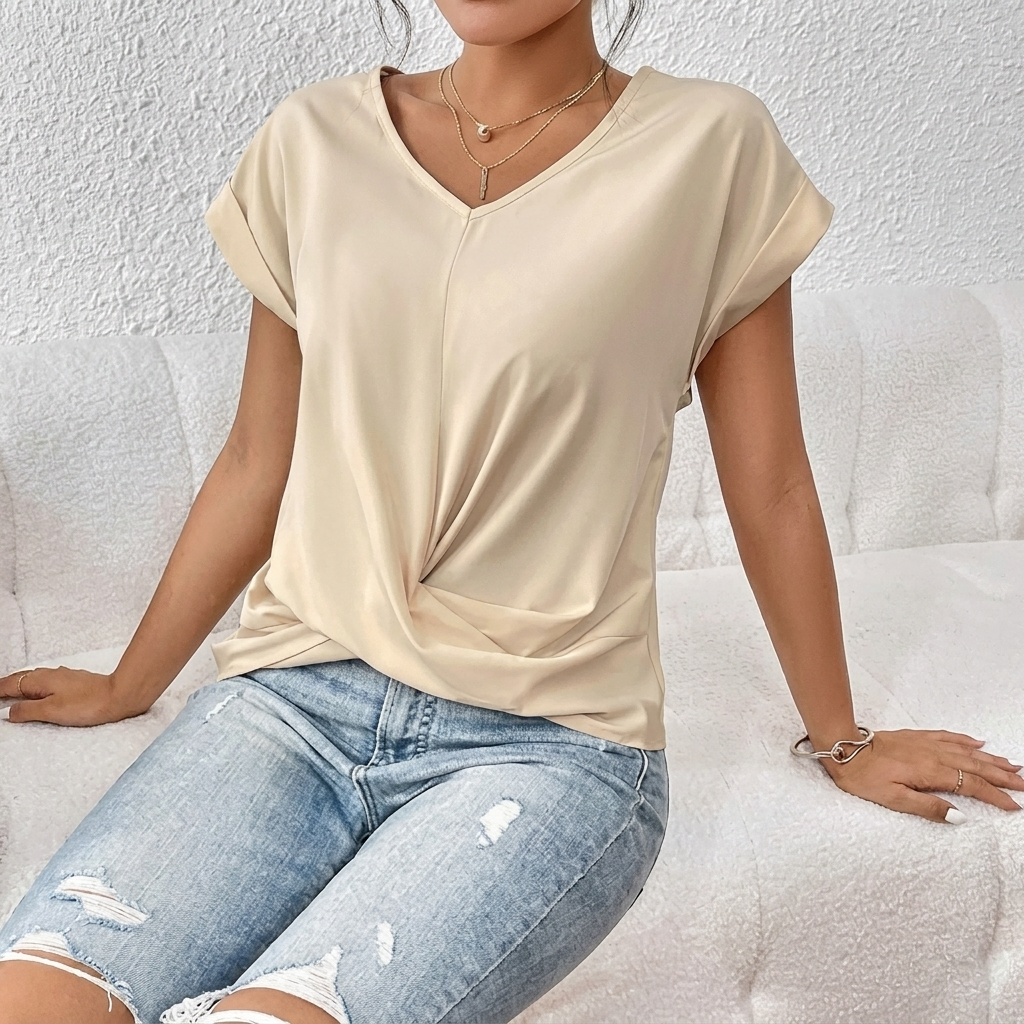 Dames T-shirt met V-hals, Korte Mouwen en Knoopdetail aan de Voorkant