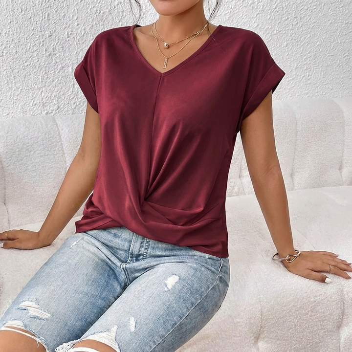 Dames T-shirt met V-hals, Korte Mouwen en Knoopdetail aan de Voorkant