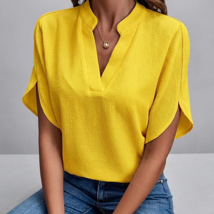 Zomerse V-hals blouse met korte mouwen voor dames.