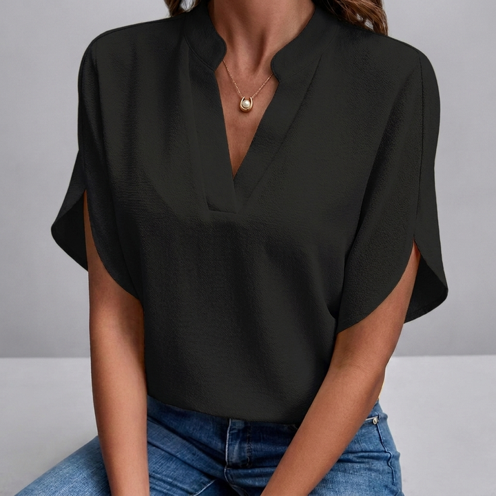 Zomerse V-hals blouse met korte mouwen voor dames.