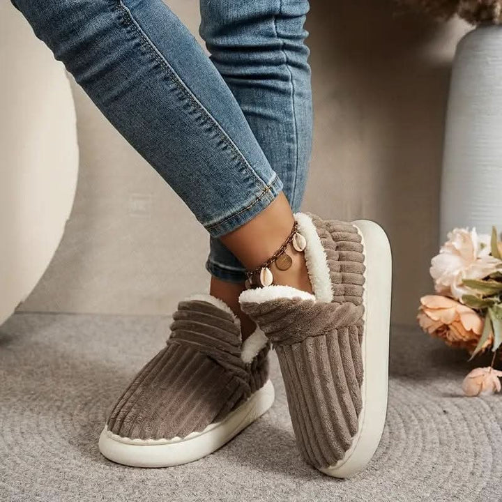 Huissloffen laarsjes enkellaarsjes corduroy sherpa fleece instap antislip