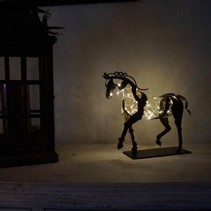 Handgemaakt Paarden Beeldje – Ferro