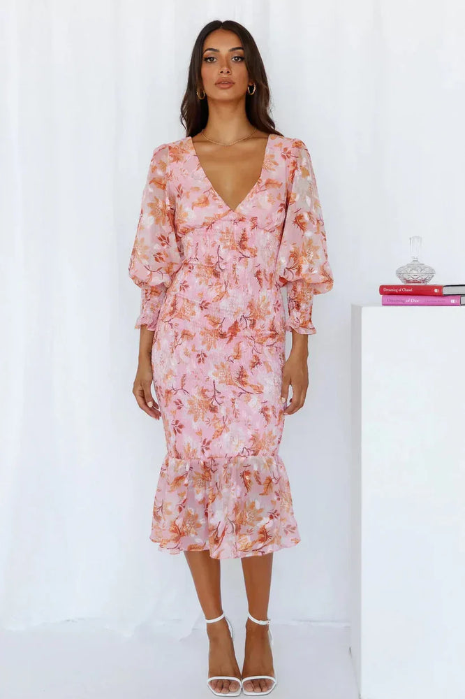 
                  
                    Mira – Bloemenprint Midi Jurk voor Lente en Zomer
                  
                
