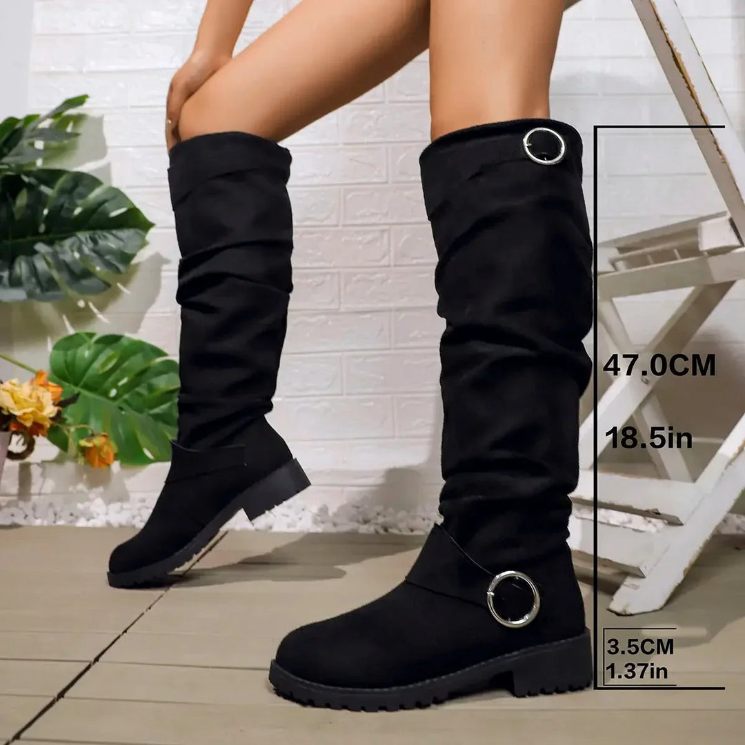 Slouchy kniehoge laarzen met gespdetail