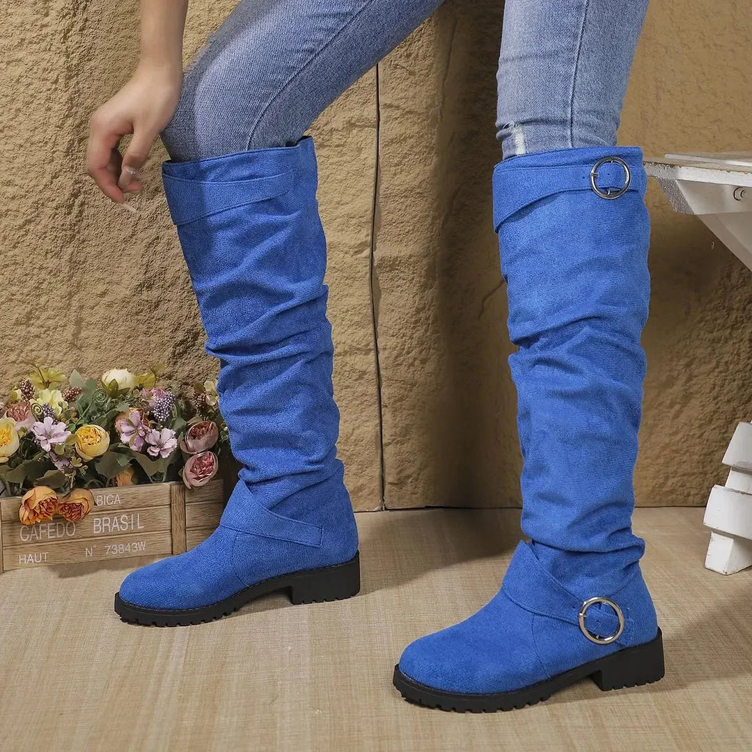 Slouchy kniehoge laarzen met gespdetail
