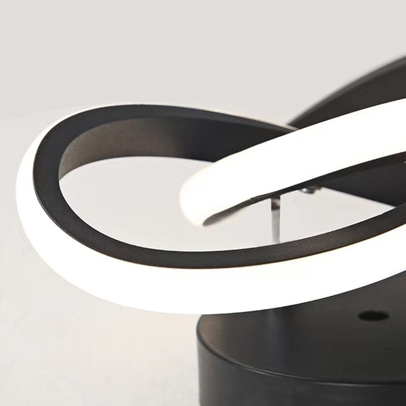 Led-plafondlamp, lage opbouwarmatuur, modern ontwerp met elkaar overlappende ringen