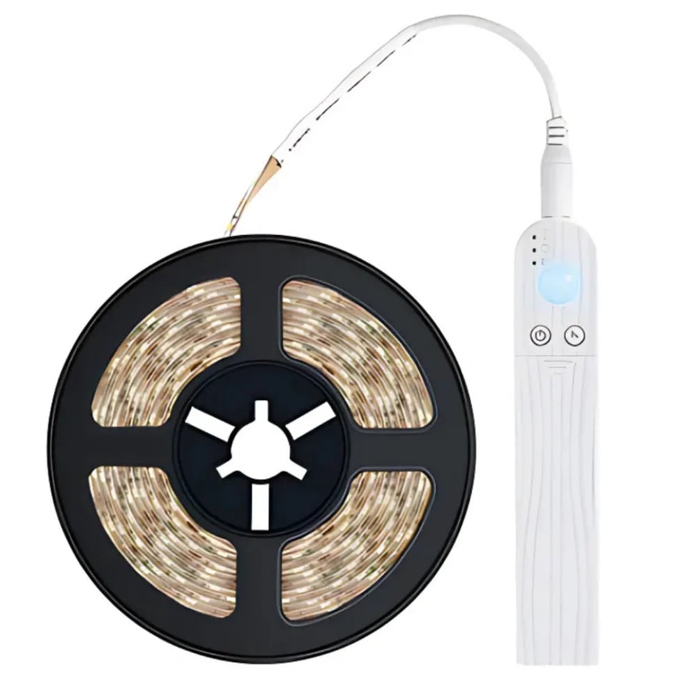 Ledstrip met bewegingssensor en geactiveerde verlichting voor slaapkamer, tape onder kast