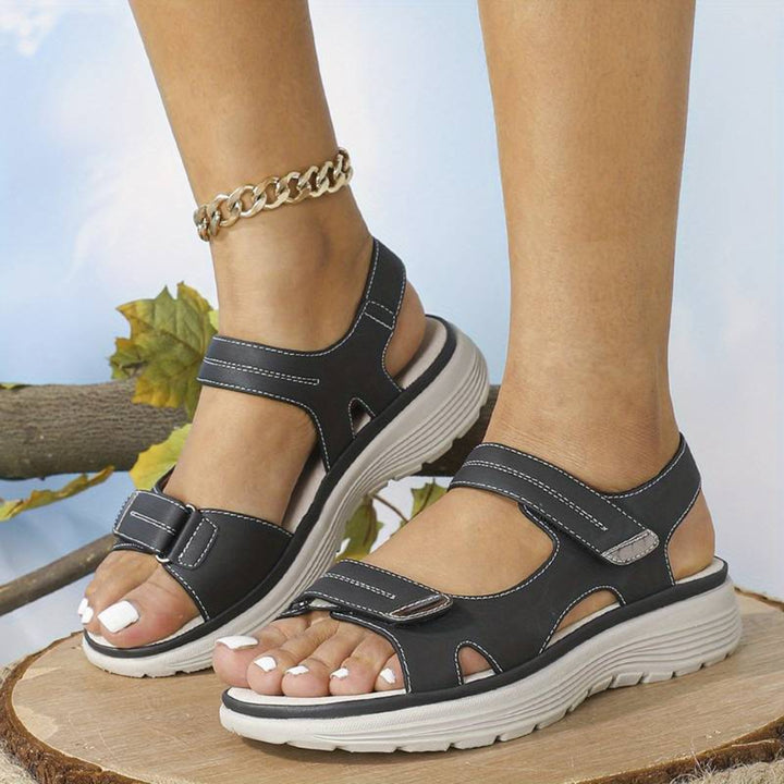 https://cdn.shopify.com/s/files/1/0659/5451/2986/files/orthopedische-unisex-sandalen-sonja-voor-ultiem-co-9.jpg?v=1777939954