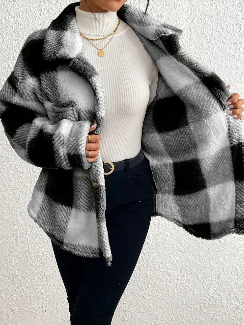 Oversized geruit jack met donzige textuur