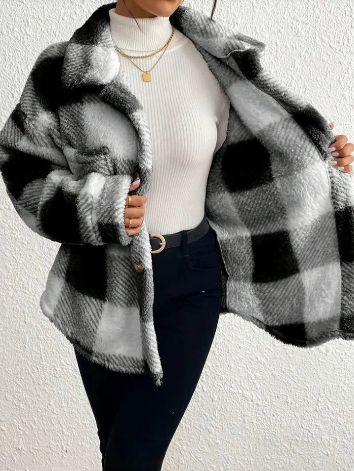Oversized geruit jack met donzige textuur