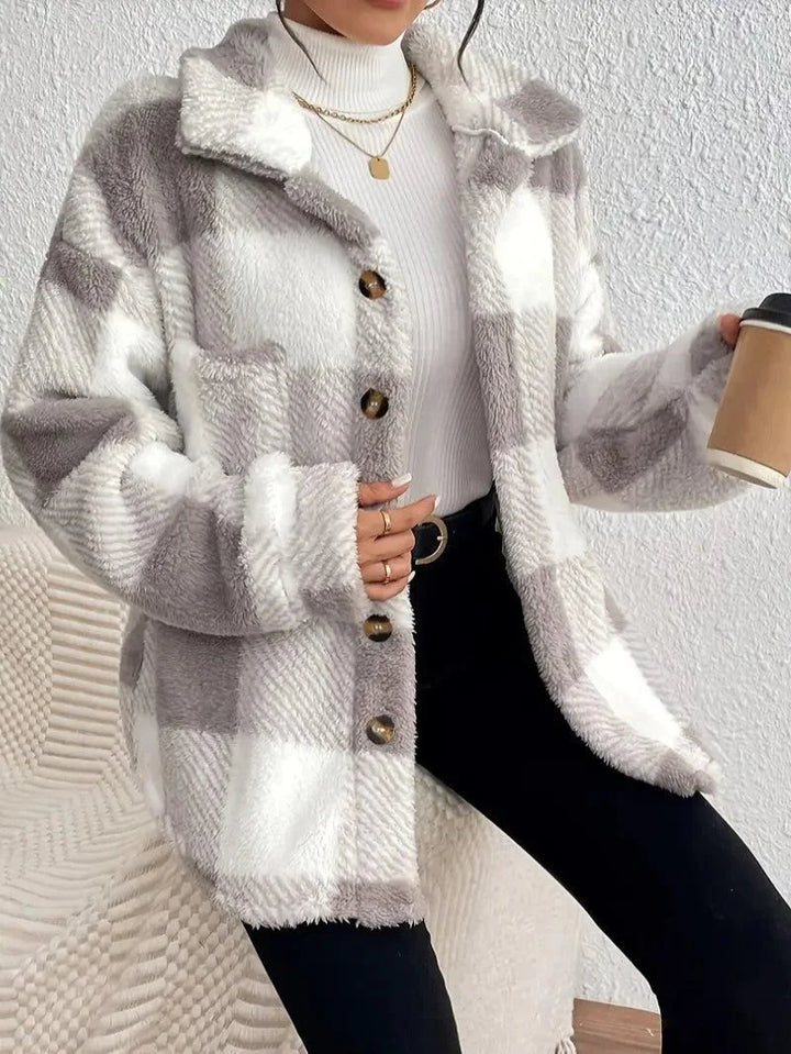 Oversized geruit jack met donzige textuur