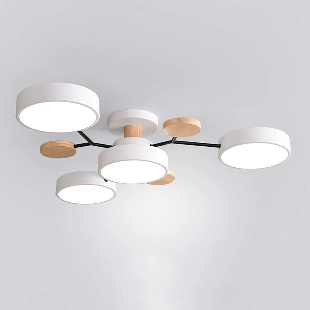 Semi-plafondlamp met moderne houtaccenten voor de slaapkamer