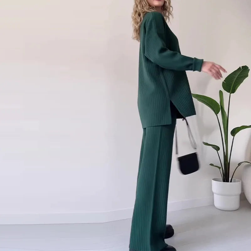 
                  
                    Liora | Hippe Tweedelige Dames Set - SkinzLine
                  
                