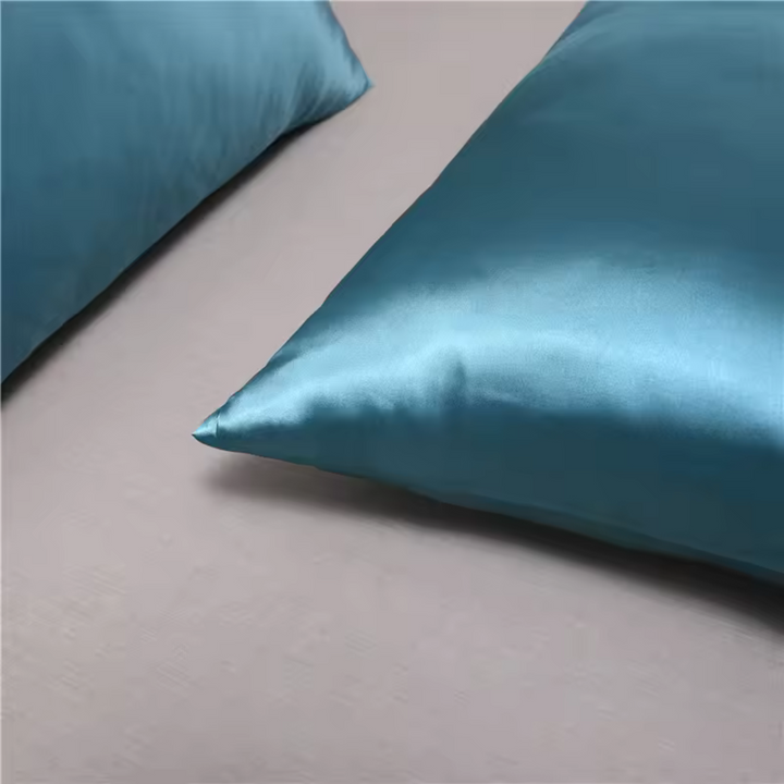 SilkLisse – Zijdezachte Kussensloop voor Huid &amp; Haarverzorging - SkinzLine