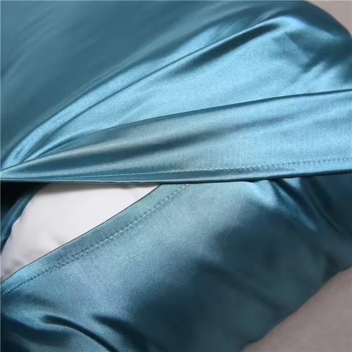 SilkLisse – Zijdezachte Kussensloop voor Huid &amp; Haarverzorging - SkinzLine