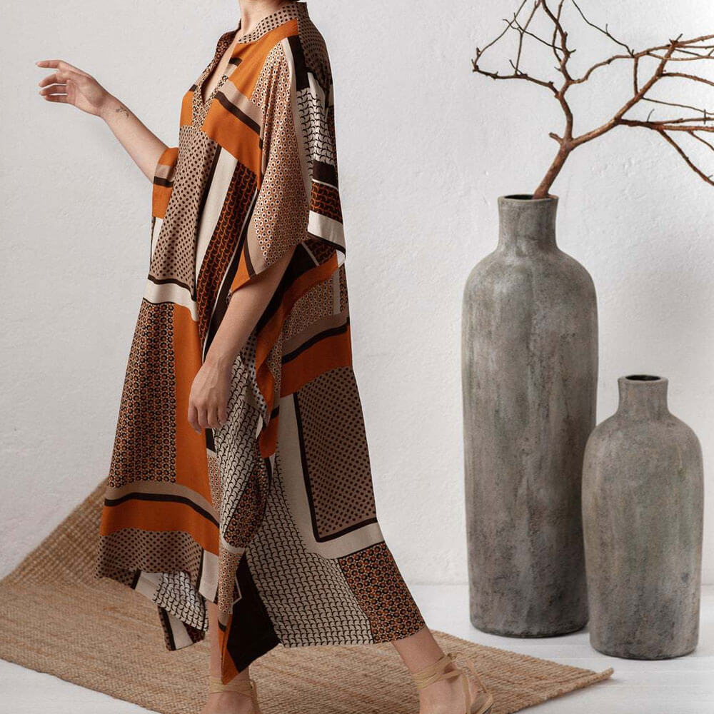 
                  
                    Bohemian Patchwork V-Hals Maxi Strand Cover Up met Wijdere Mouwen - SkinzLine
                  
                