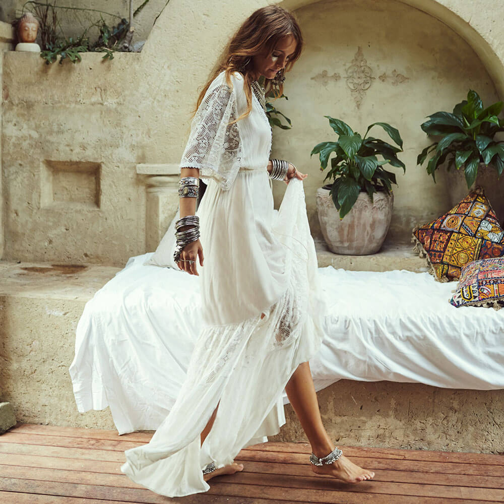 
                  
                    Vintage Maxi Strand Cover-Up met Kant en V-Hals – Boho Chic Must-Have - SkinzLine
                  
                