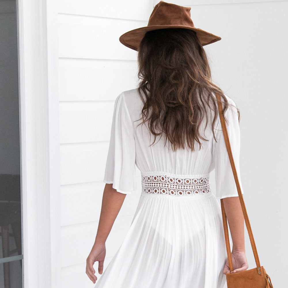 Verleidelijke Chiffon Strand Cover-up met Kantdetails en Striksluiting – Elegant en Luchtig - SkinzLine