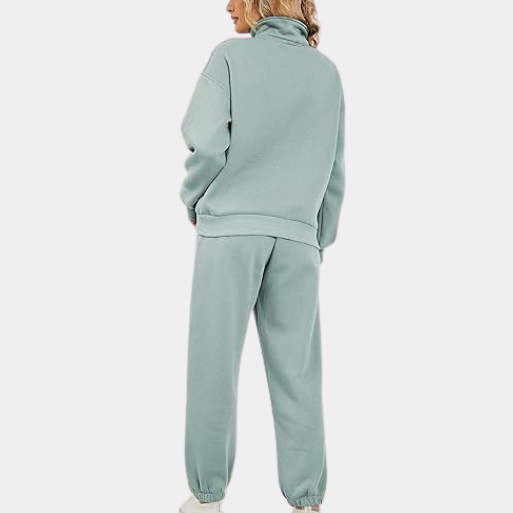 
                  
                    Mirella | Oversized Joggingpak Dames met Rits en Hoge Kraag | Trendy Trainingspak - SkinzLine
                  
                