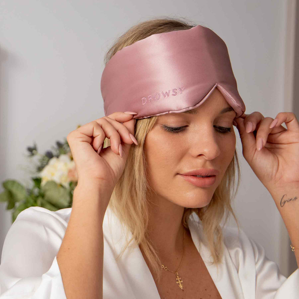 
                  
                    Luxe Zijde Slaapmasker - RelaxMask - SkinzLine
                  
                