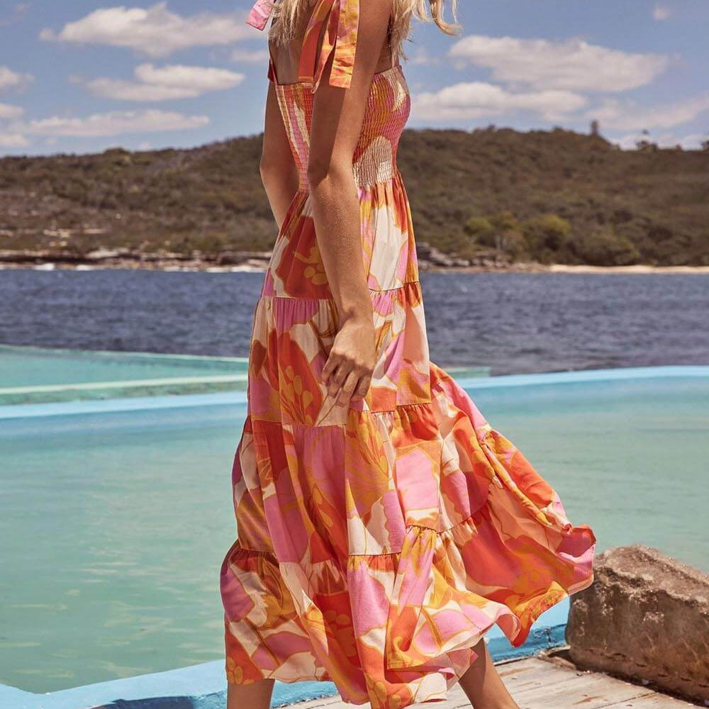 
                  
                    Solara - Zomerjurk met Tropische Print - SkinzLine
                  
                