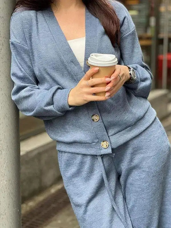 
                  
                    Serena | Dames Vest Met Knoopsluiting - SkinzLine
                  
                