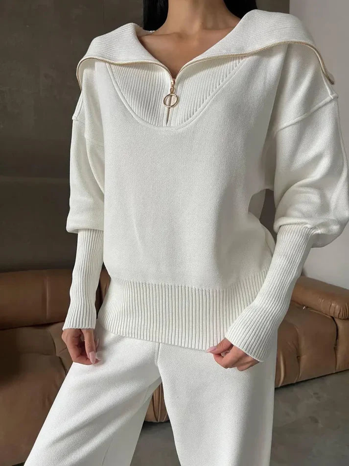 
                  
                    Elvaira | Comfortabele en Elegante Dames Set - SkinzLine
                  
                