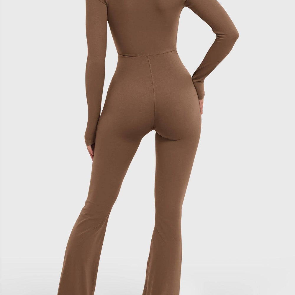 
                  
                    Naadloze Sport Jumpsuit – Lange Mouwen & Flared Pijpen - SkinzLine
                  
                