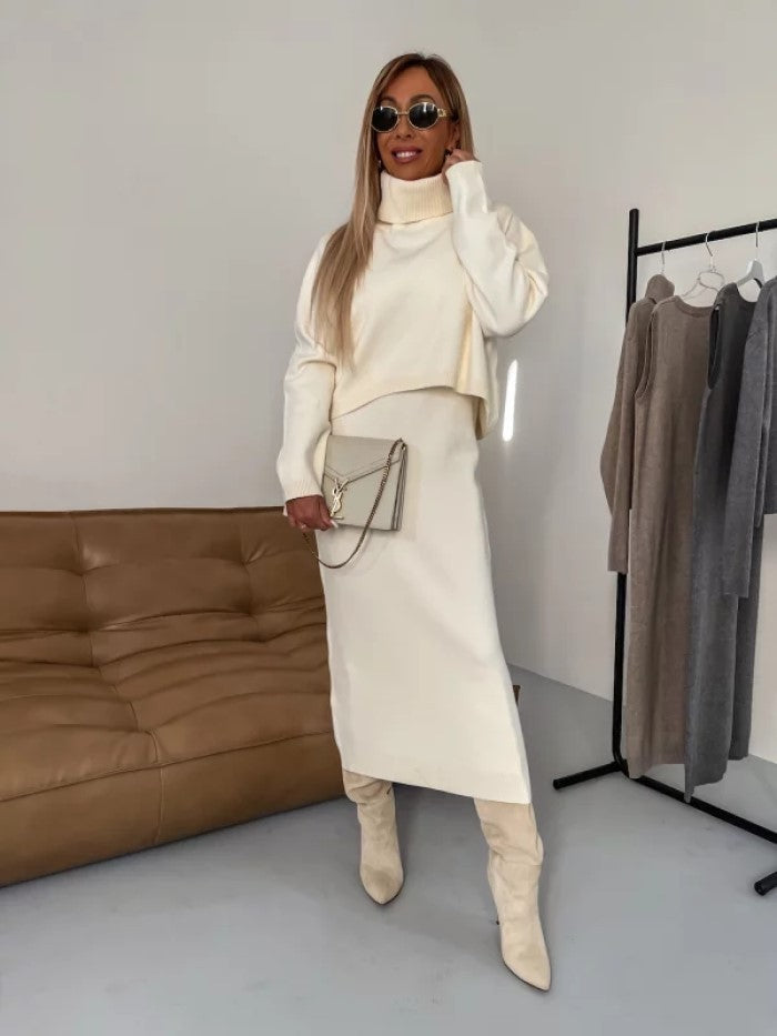 
                  
                    Meloria | Dames Set van Coltrui en Rok - SkinzLine
                  
                