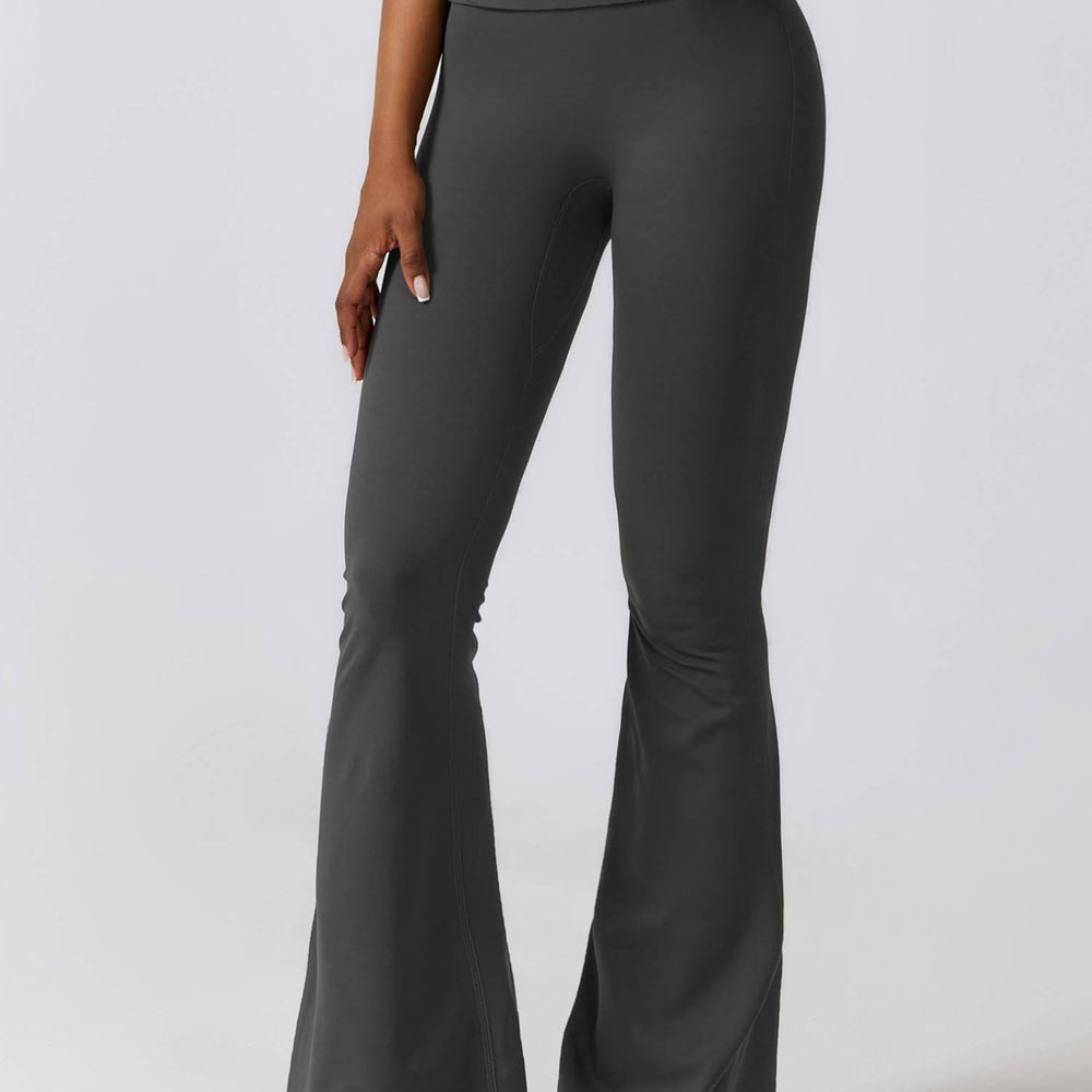 
                  
                    SkinzLine Halter Flared Jumpsuit 2-in-1 - SkinzLine
                  
                