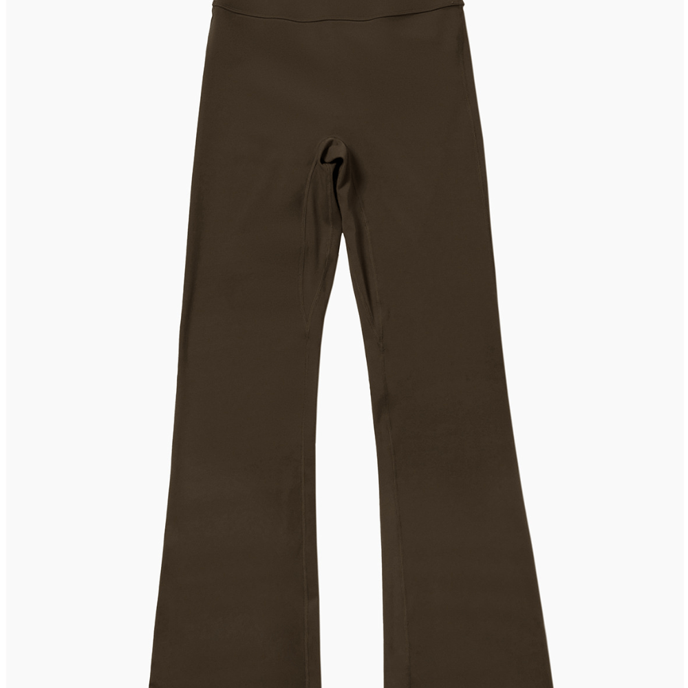 
                  
                    Shaping Flared Leggings – Hoge Taille & Comfortabele Fit - SkinzLine
                  
                