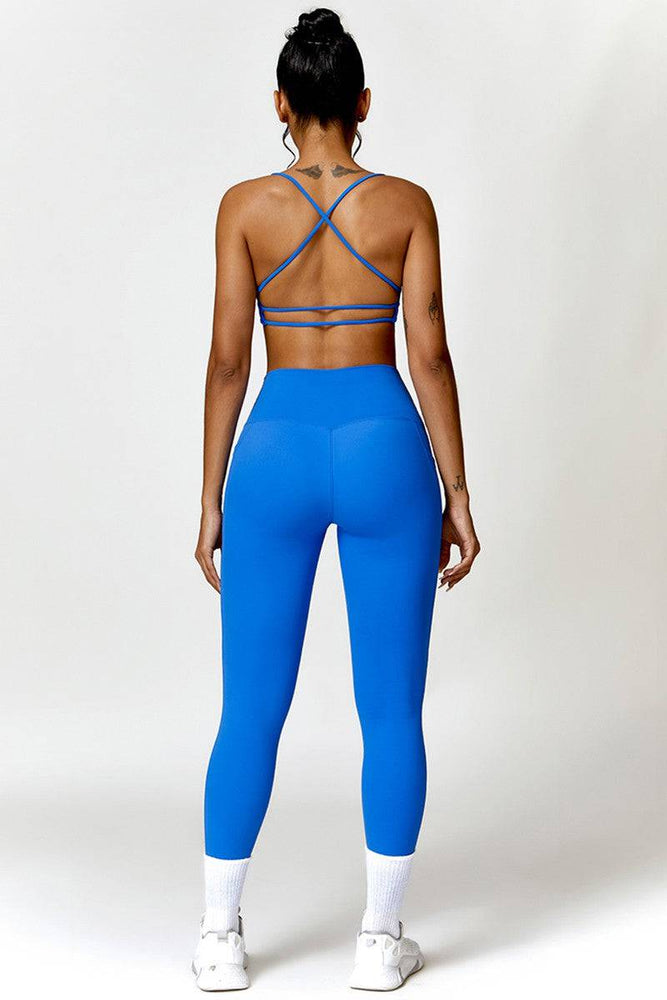 
                  
                    Triangle Sport BH & Leggings Set - Yoga & Fitness - SkinzLine
                  
                