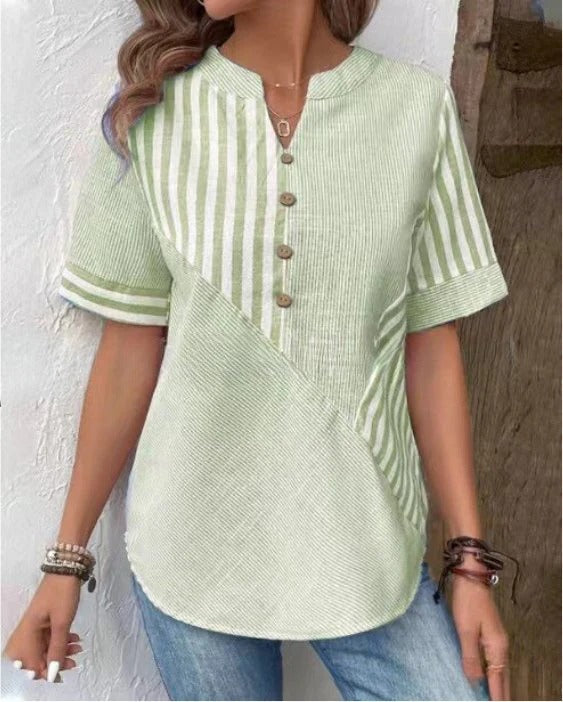 Zomerse blouse met een gestreept patroon