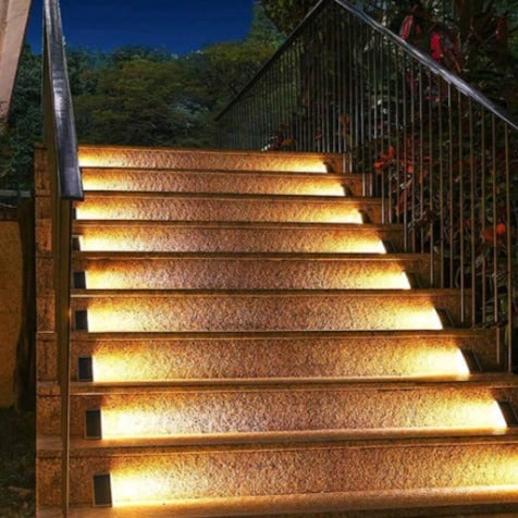 Zonne-energie buitenverlichting terrasverlichting trap waterdicht LED driehoekig traplamp