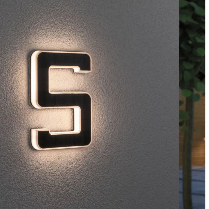 Zonneverlicht huisnummer met LED en schemersensor