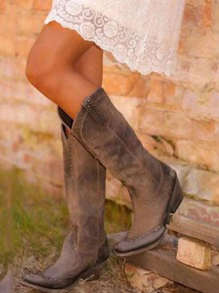 Kniehoge cowboylaarzen met studs
