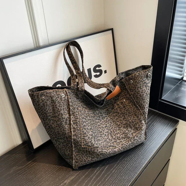 Oversized Canvas Schoudertas met Luipaardprint - Lila