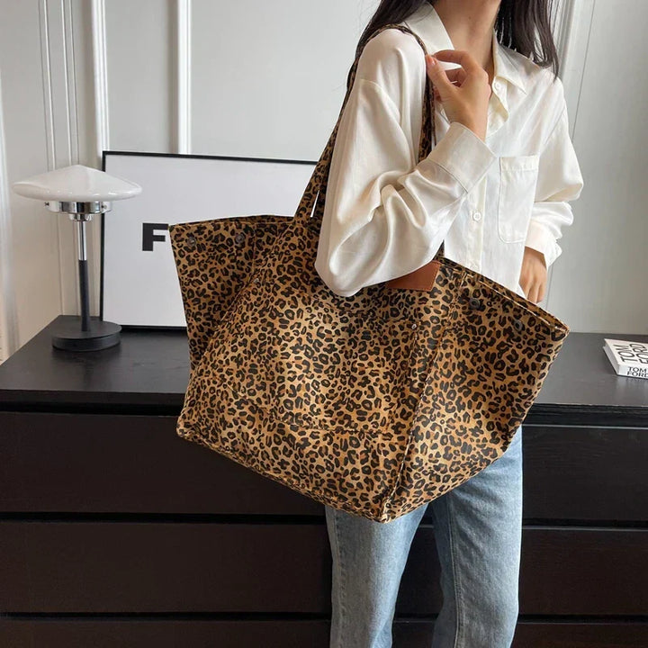 Oversized Canvas Schoudertas met Luipaardprint - Lila